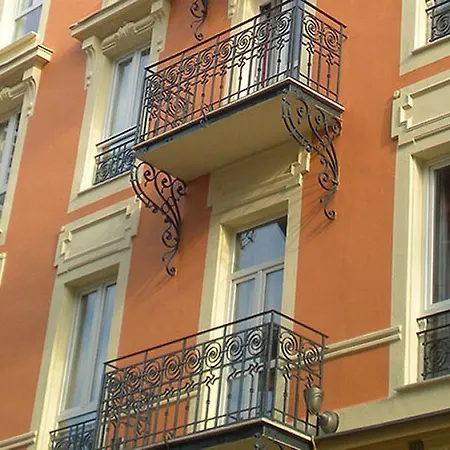 De Suède Hotel 3*